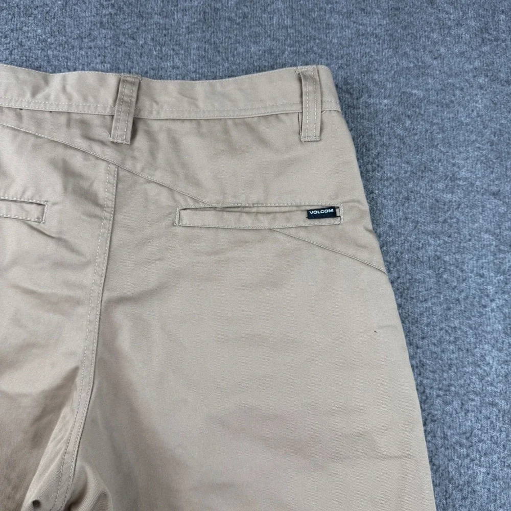 Volcom Chino Shorts Men's 29 Khaki Tan Frickin Modern Fit Repreve A0911600